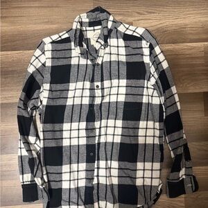 Men's Flannel Long Sleeve Black and White Plaid Shirt, Size Large